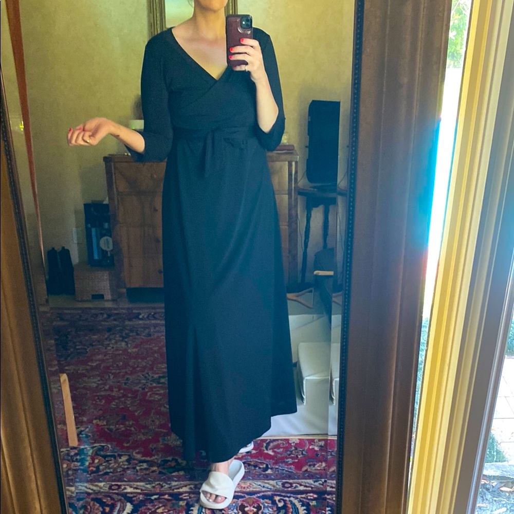 Elegant Black Maxi Dress